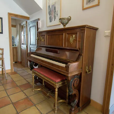 Villa Mansion In With Private Pool, Cleaning Included Fournès